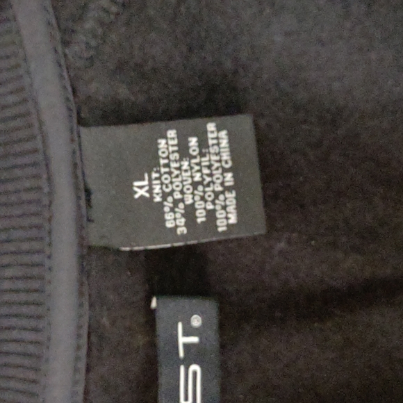 NWT means zip front sweater/jacket sz XL - Picture 5 of 8